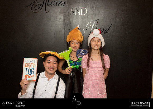70213 - Alexis + Prent Wedding Photobooth 2024