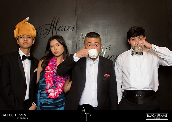 70103 - Alexis + Prent Wedding Photobooth 2024