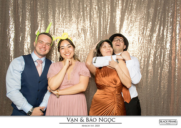 60217 - Bao-Ngoc + Van Wedding Photobooth 2025