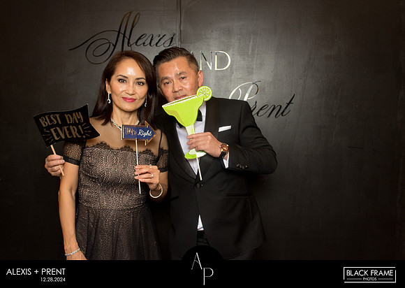 70174 - Alexis + Prent Wedding Photobooth 2024