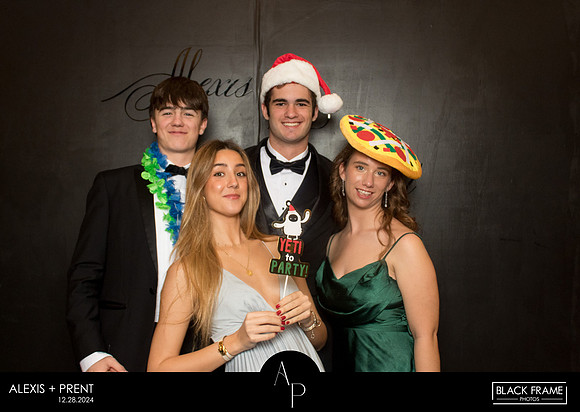 70132 - Alexis + Prent Wedding Photobooth 2024