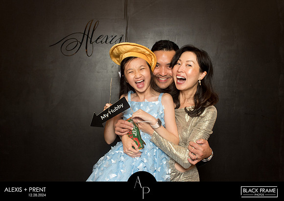 70038 - Alexis + Prent Wedding Photobooth 2024