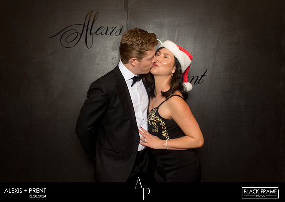 70205 - Alexis + Prent Wedding Photobooth 2024