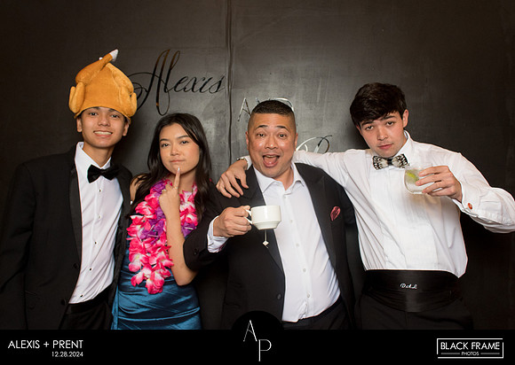 70104 - Alexis + Prent Wedding Photobooth 2024