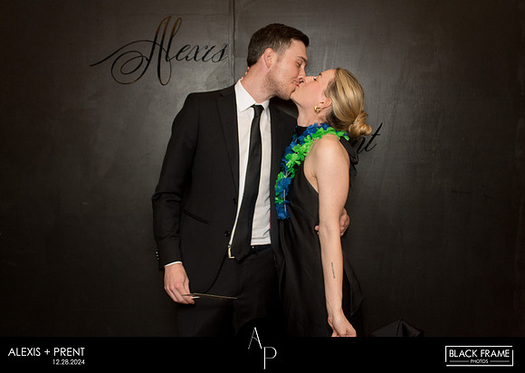 70218 - Alexis + Prent Wedding Photobooth 2024