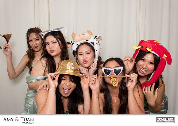 10068 - Amy + Tuan Wedding Photobooth 2024
