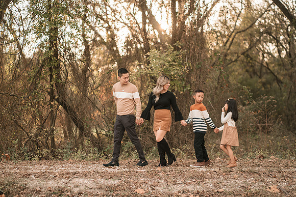 11701 - Tiffany + Mike Family Session 2020