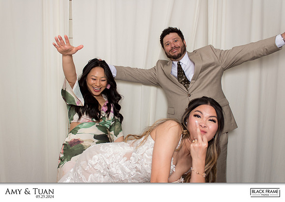 10218 - Amy + Tuan Wedding Photobooth 2024