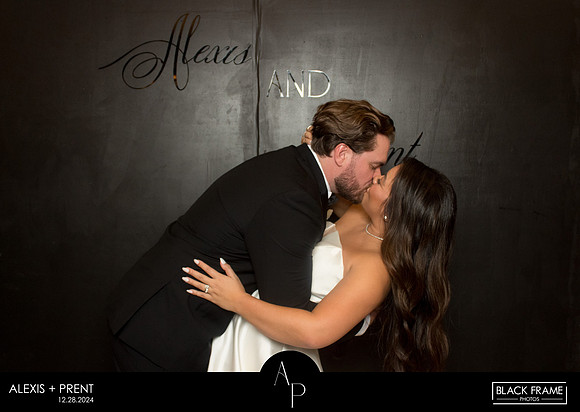 70008 - Alexis + Prent Wedding Photobooth 2024