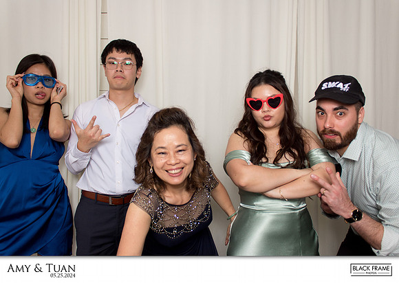 10158 - Amy + Tuan Wedding Photobooth 2024