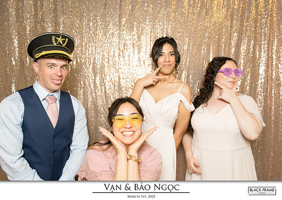 60084 - Bao-Ngoc + Van Wedding Photobooth 2025