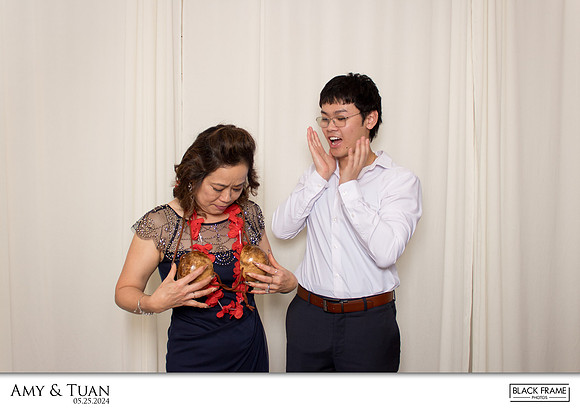 10031 - Amy + Tuan Wedding Photobooth 2024