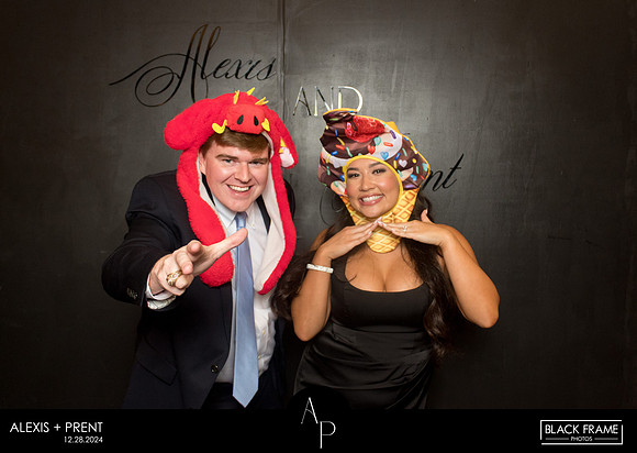 70210 - Alexis + Prent Wedding Photobooth 2024