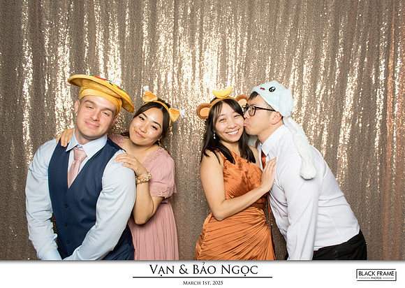 60215 - Bao-Ngoc + Van Wedding Photobooth 2025