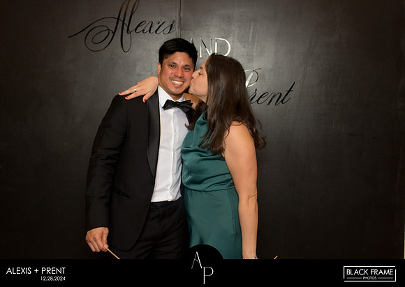 70169 - Alexis + Prent Wedding Photobooth 2024