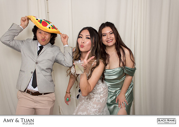 10132 - Amy + Tuan Wedding Photobooth 2024