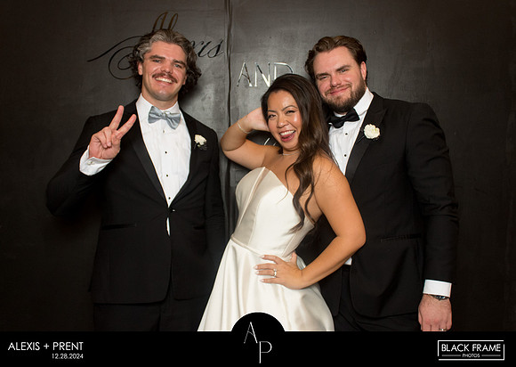 70011 - Alexis + Prent Wedding Photobooth 2024
