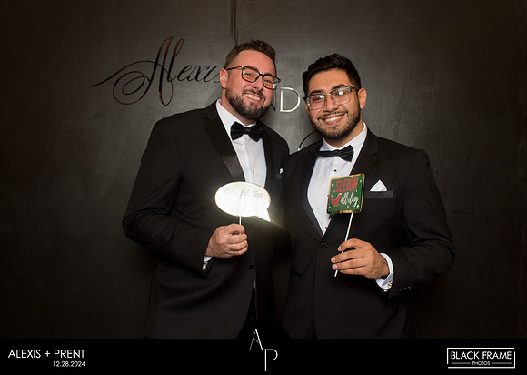 70062 - Alexis + Prent Wedding Photobooth 2024