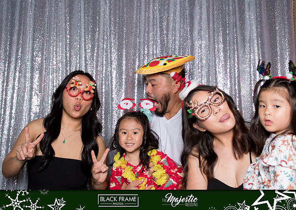 10010 - Black Frame Photos Holiday Party 2024