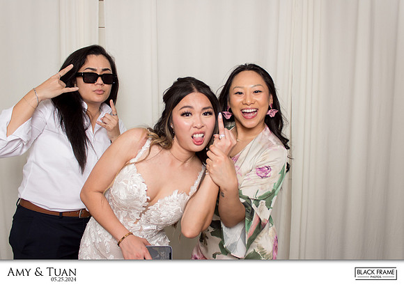 10214 - Amy + Tuan Wedding Photobooth 2024