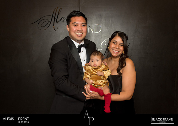 70109 - Alexis + Prent Wedding Photobooth 2024