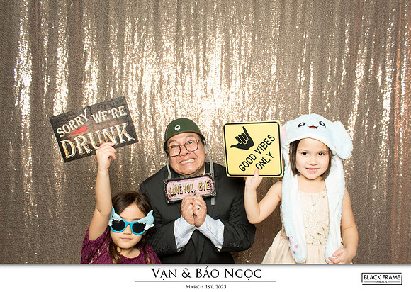 60221 - Bao-Ngoc + Van Wedding Photobooth 2025