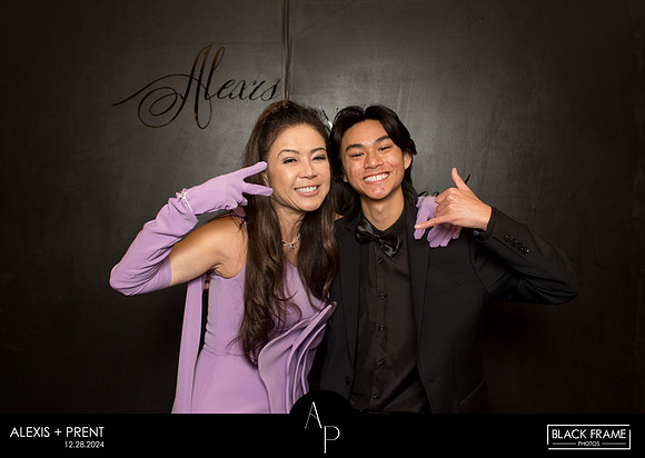 70085 - Alexis + Prent Wedding Photobooth 2024