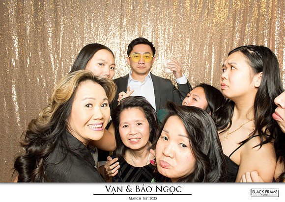 60080 - Bao-Ngoc + Van Wedding Photobooth 2025