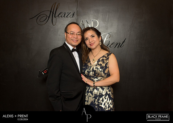 70143 - Alexis + Prent Wedding Photobooth 2024