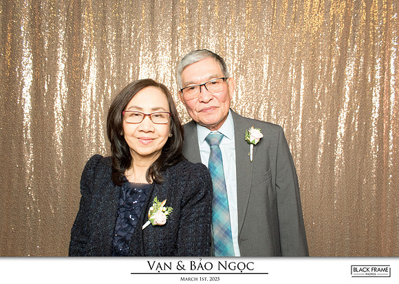 60208 - Bao-Ngoc + Van Wedding Photobooth 2025
