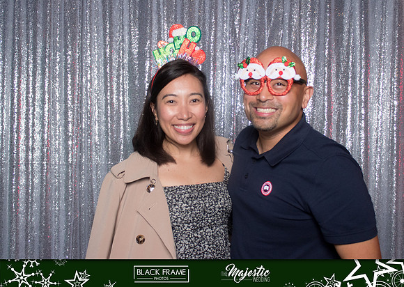 10098 - Black Frame Photos Holiday Party 2024