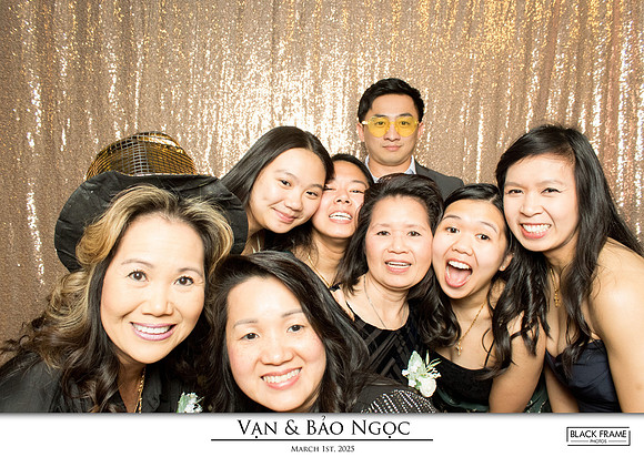 60079 - Bao-Ngoc + Van Wedding Photobooth 2025