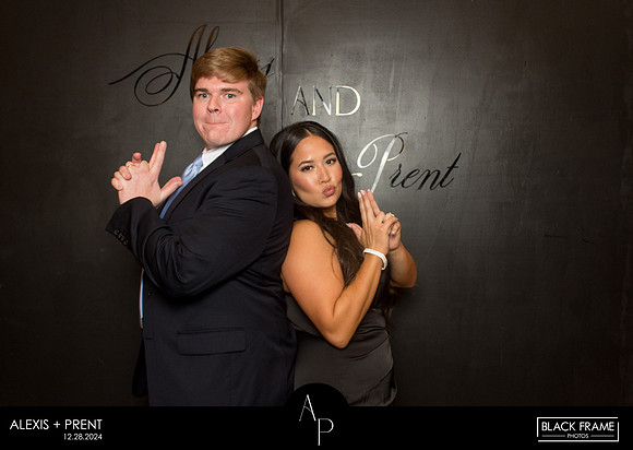 70208 - Alexis + Prent Wedding Photobooth 2024