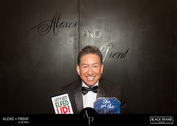 70089 - Alexis + Prent Wedding Photobooth 2024
