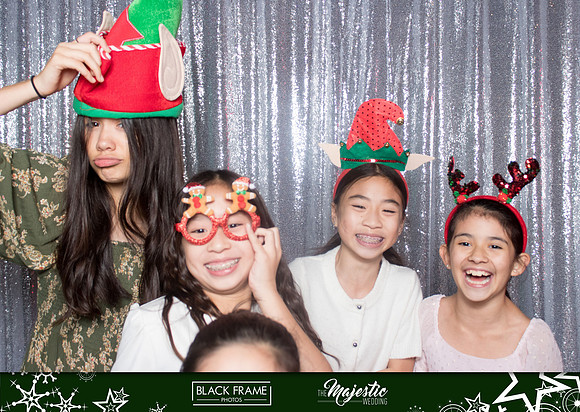 10053 - Black Frame Photos Holiday Party 2024