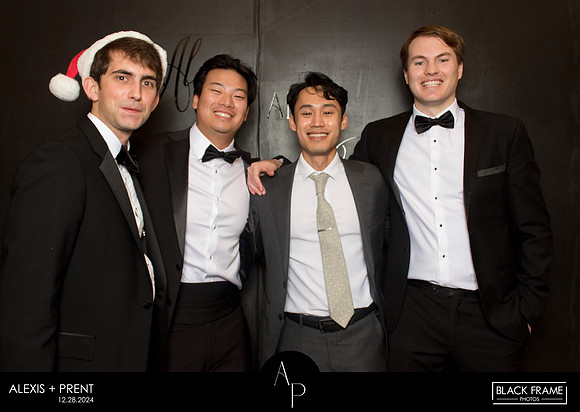 70122 - Alexis + Prent Wedding Photobooth 2024