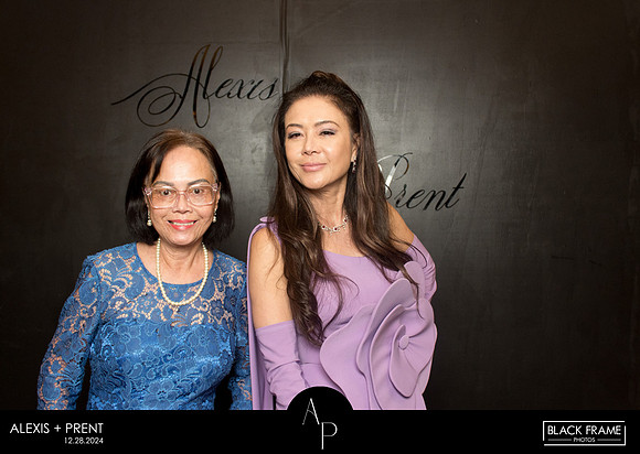 70044 - Alexis + Prent Wedding Photobooth 2024