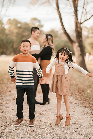 11611 - Tiffany + Mike Family Session 2020