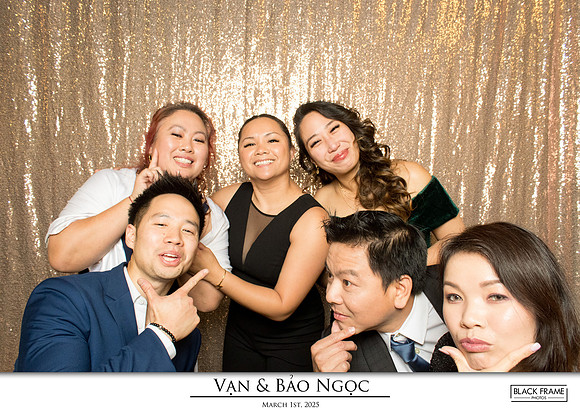 60068 - Bao-Ngoc + Van Wedding Photobooth 2025