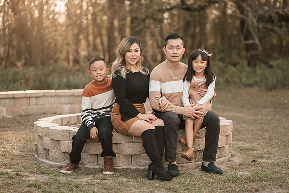 11207 - Tiffany + Mike Family Session 2020
