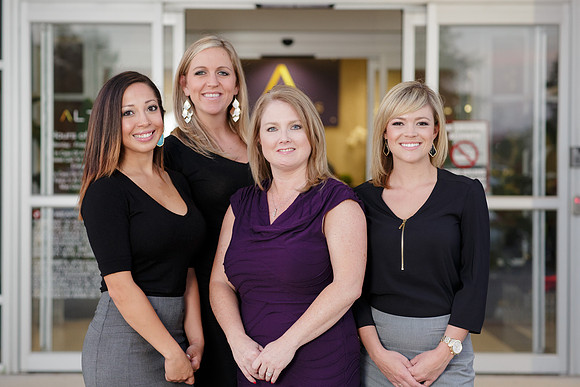 10183 - ZT Wealth Baytown Headshots